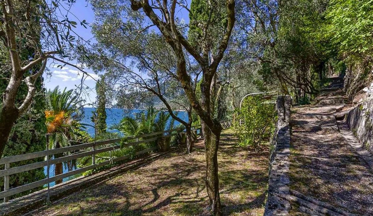 picture-villa-zagara-limone-sul-garda (4)